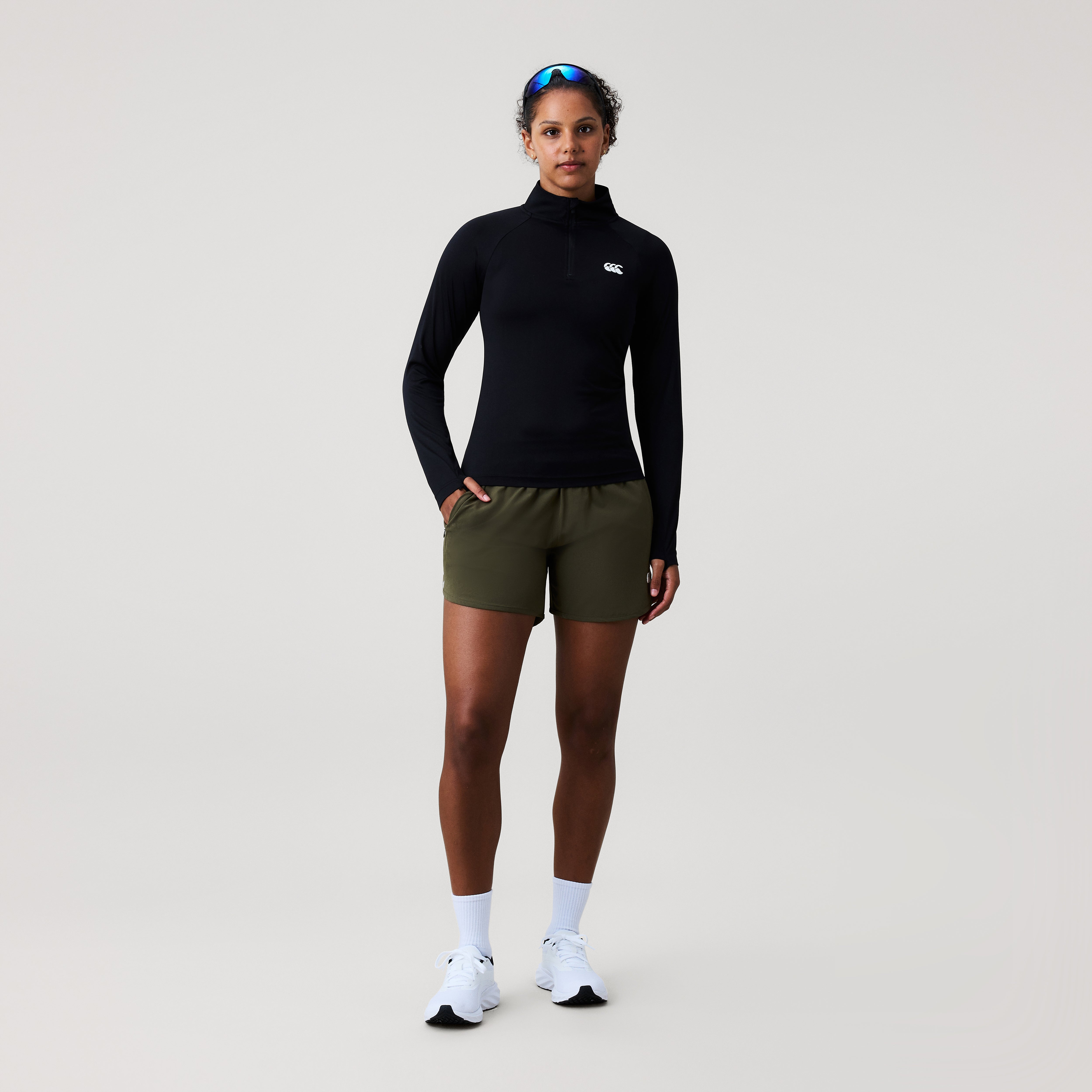 canterbury-tempo-1-4-zip-top-negro-para-mujer image 1
