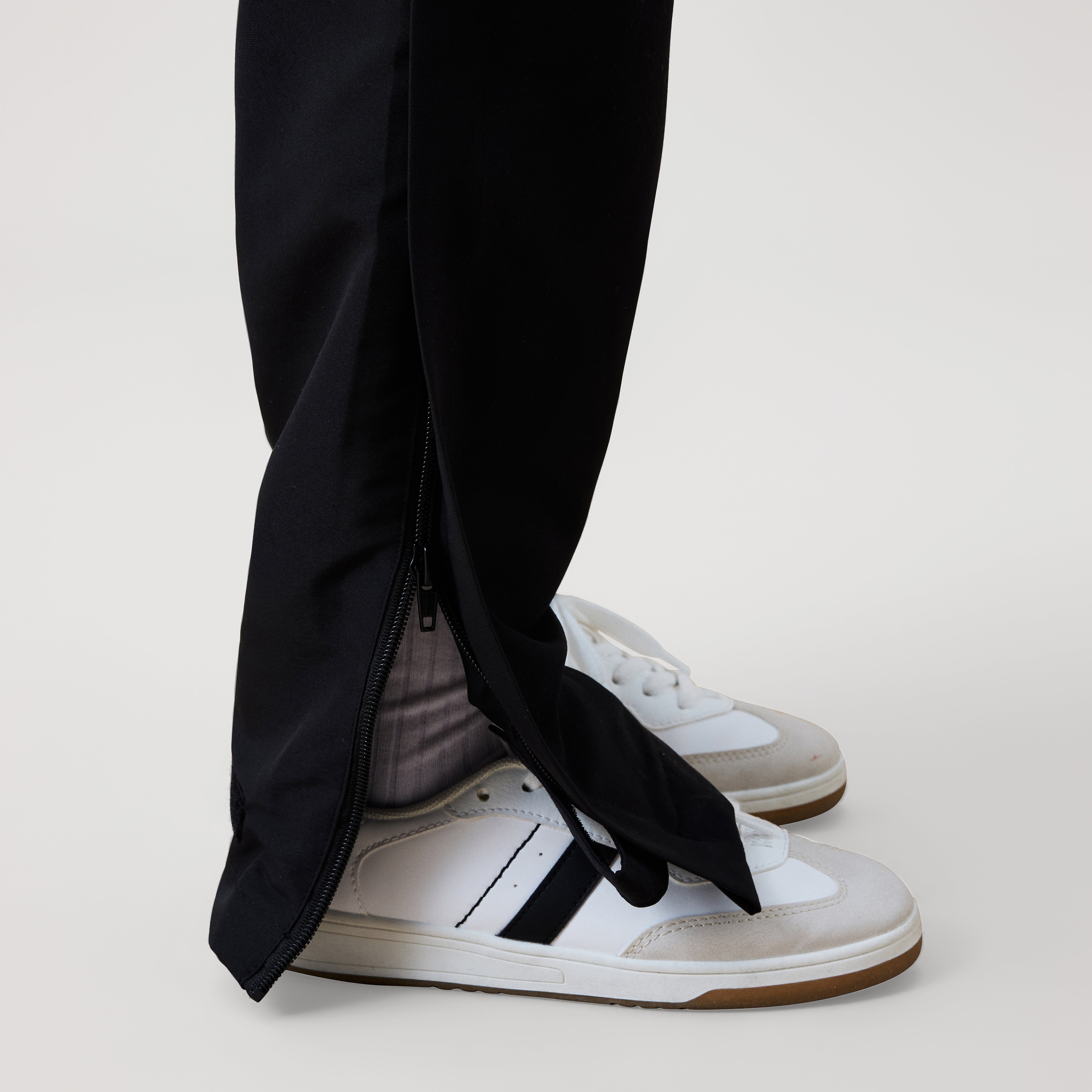 canterbury-junior-open-hem-stadium-pant-black-pantal-n-de-ch-ndal-infantil-unise image 7