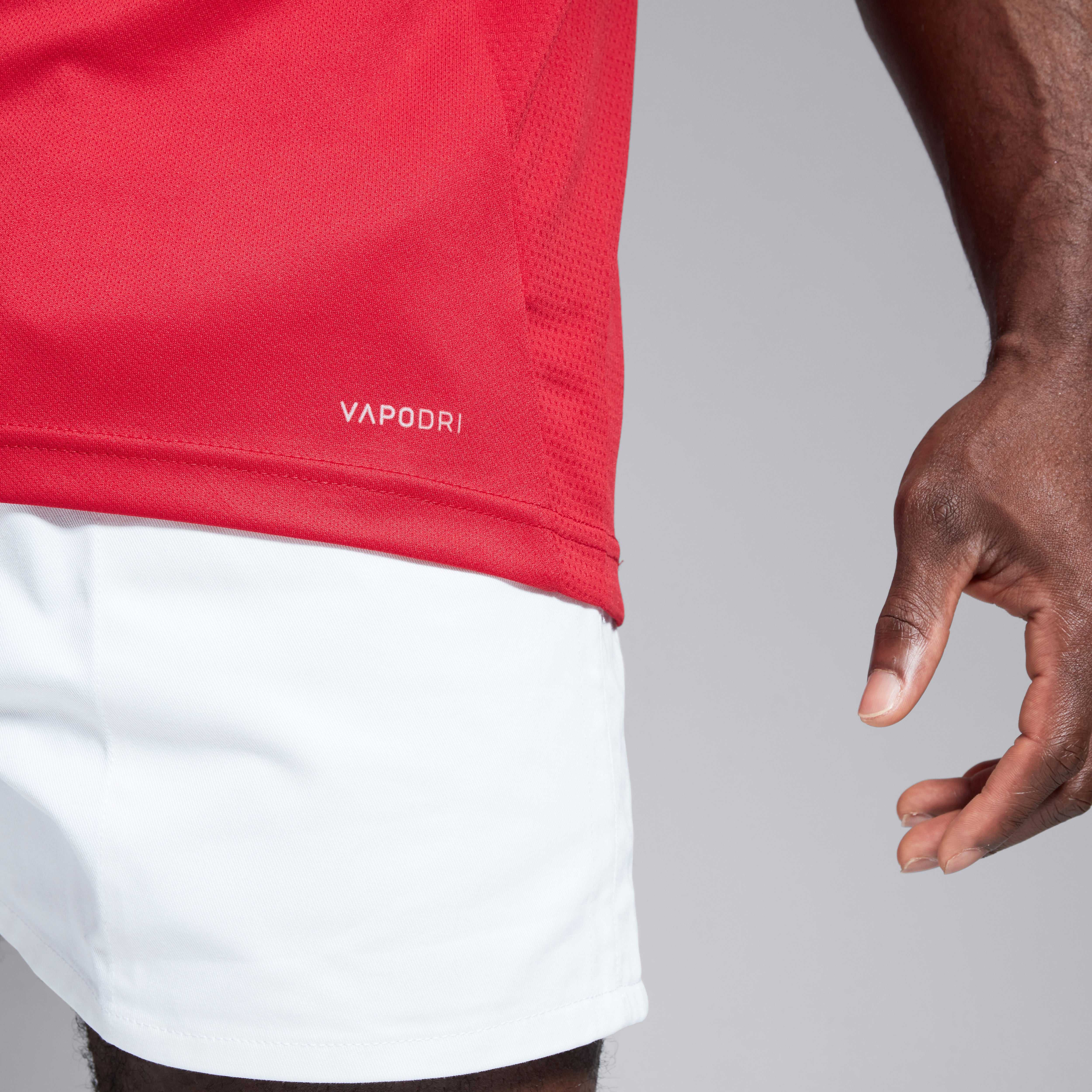 camiseta-sin-mangas-canterbury-club-dry-singlet-roja-para-hombre image 8
