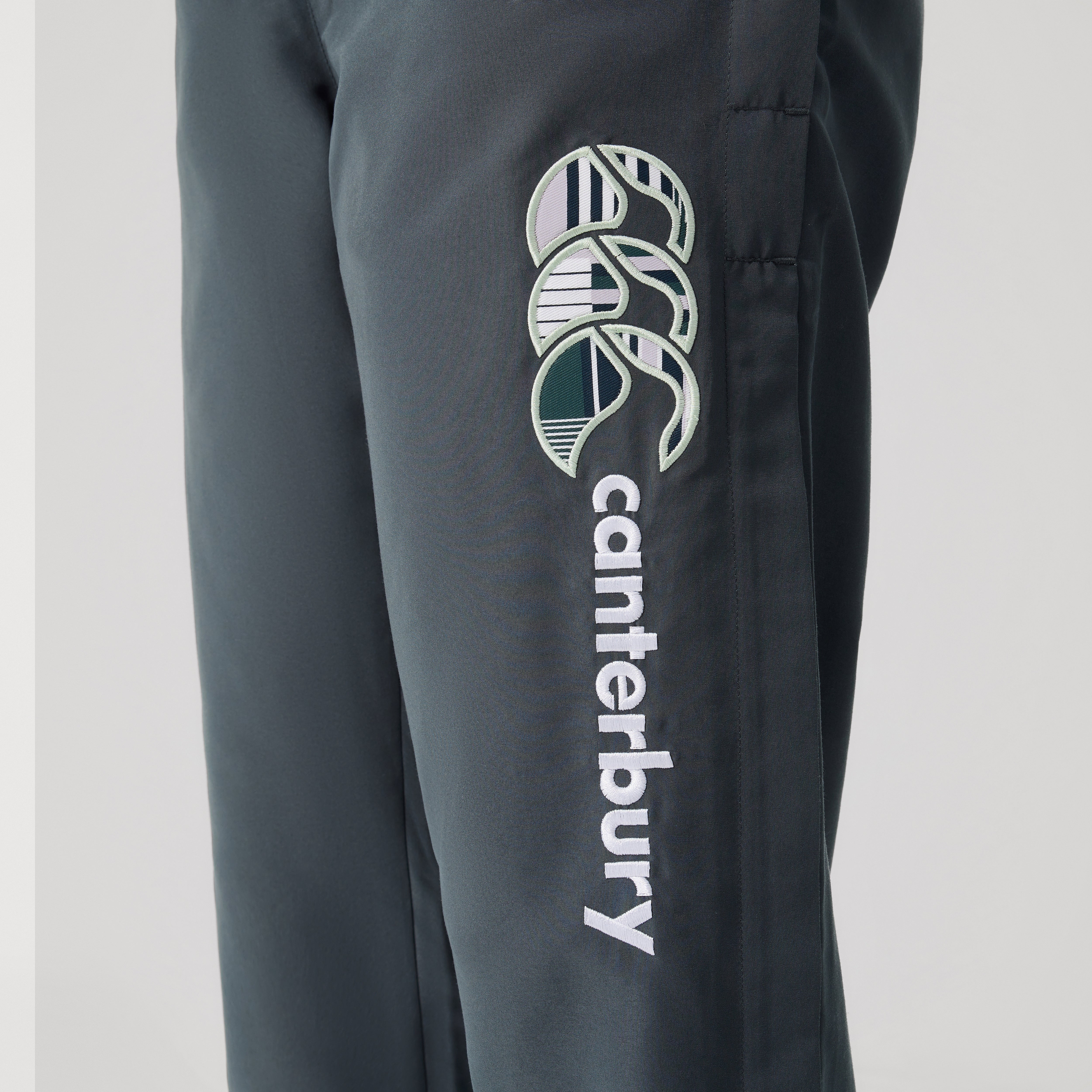 pantal-n-de-estadio-canterbury-uglies-para-mujer-gris image 6