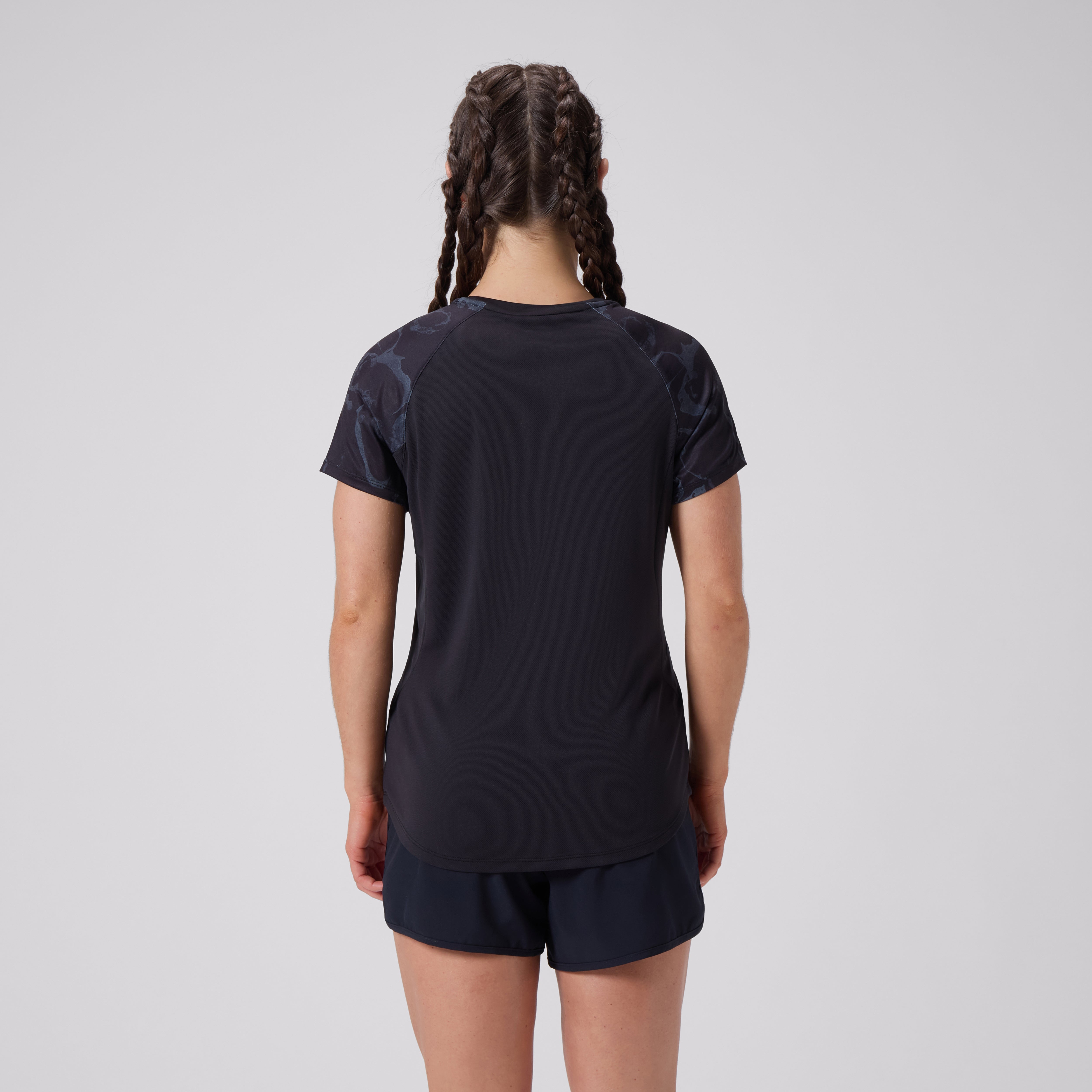 camiseta-de-entrenamiento-s-per-ligera-canterbury-irlanda-negra-para-mujer image 2