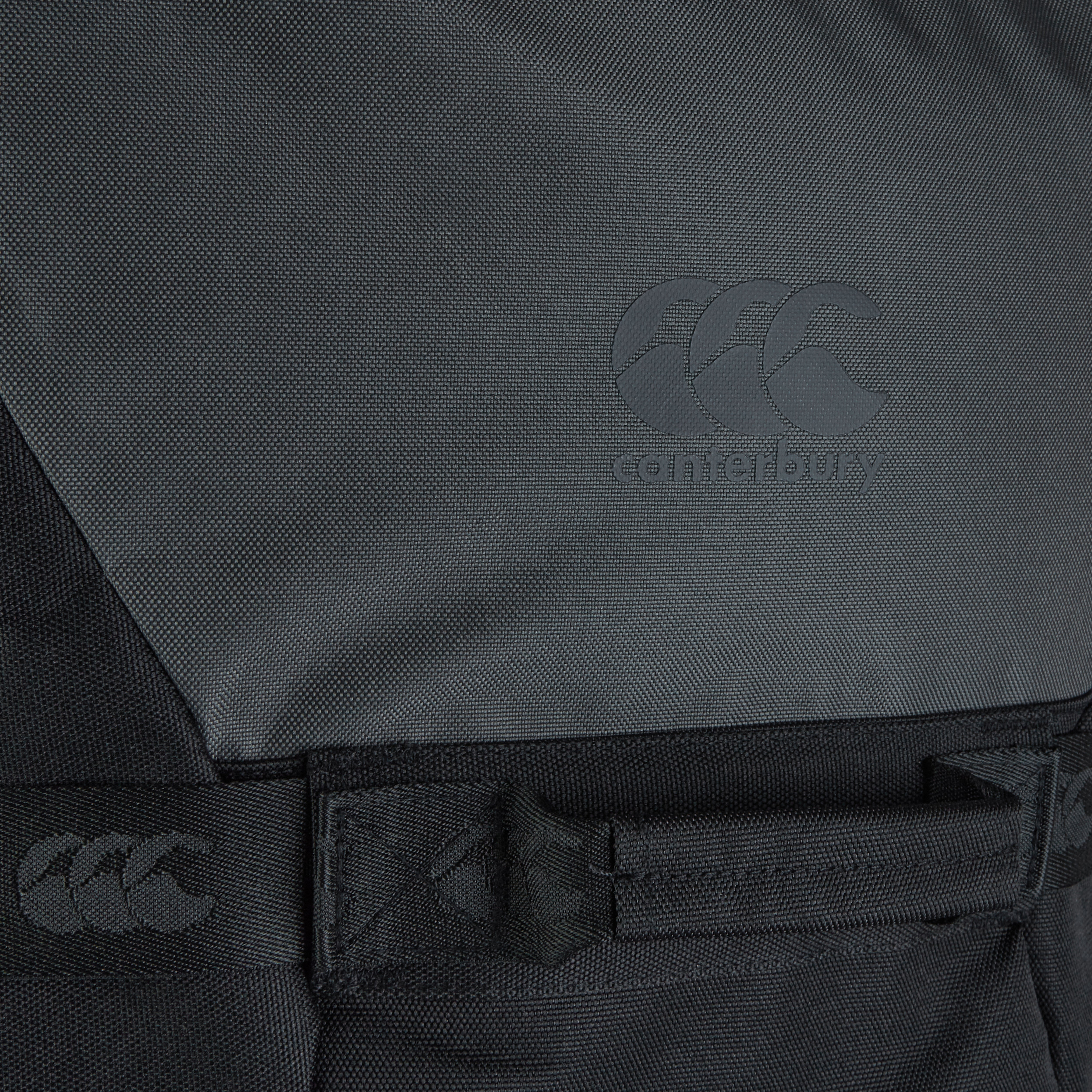 canterbury-ccc-team-wheelie-bag-black-bolsa-de-ruedas-con-cremallera-bloqueable- image 3
