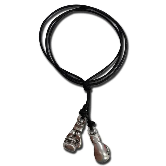 charlie-boxing-colgante-vintage-de-metal-y-piel image 1