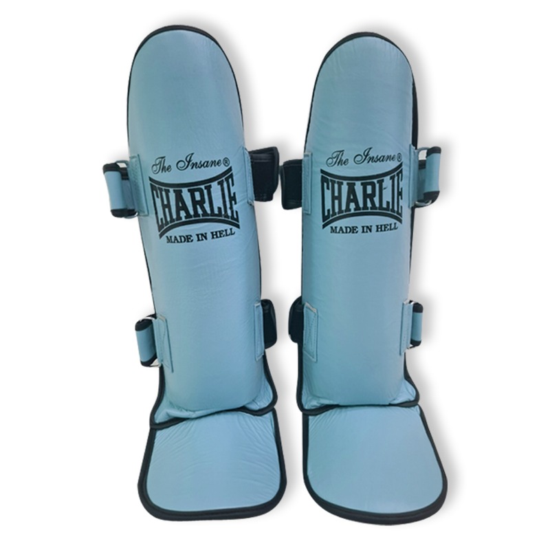 charlie-boxing-pack-m-kick-blue-sky-guantes-y-espinilleras image 2