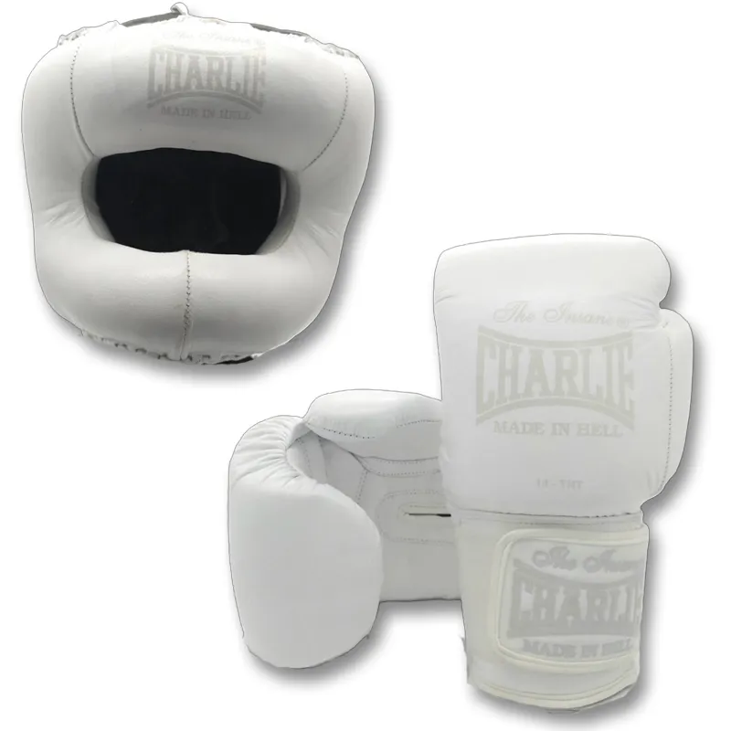 charlie-boxing-pack-m-boxeo-broken-white-guantes-y-casco-con-ahorro-de-20 image 1