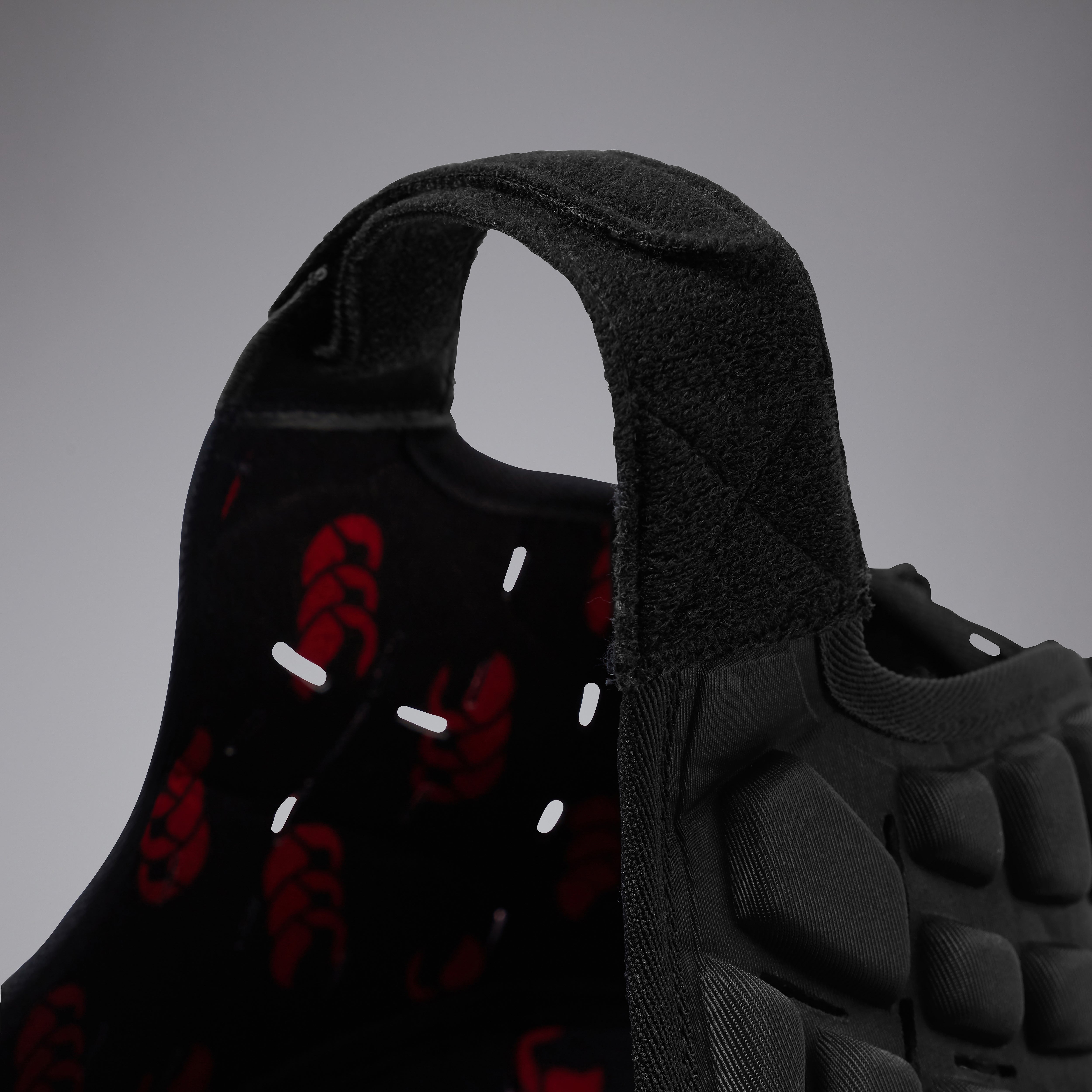 canterbury-junior-unisex-raze-headguard-black-red image 4