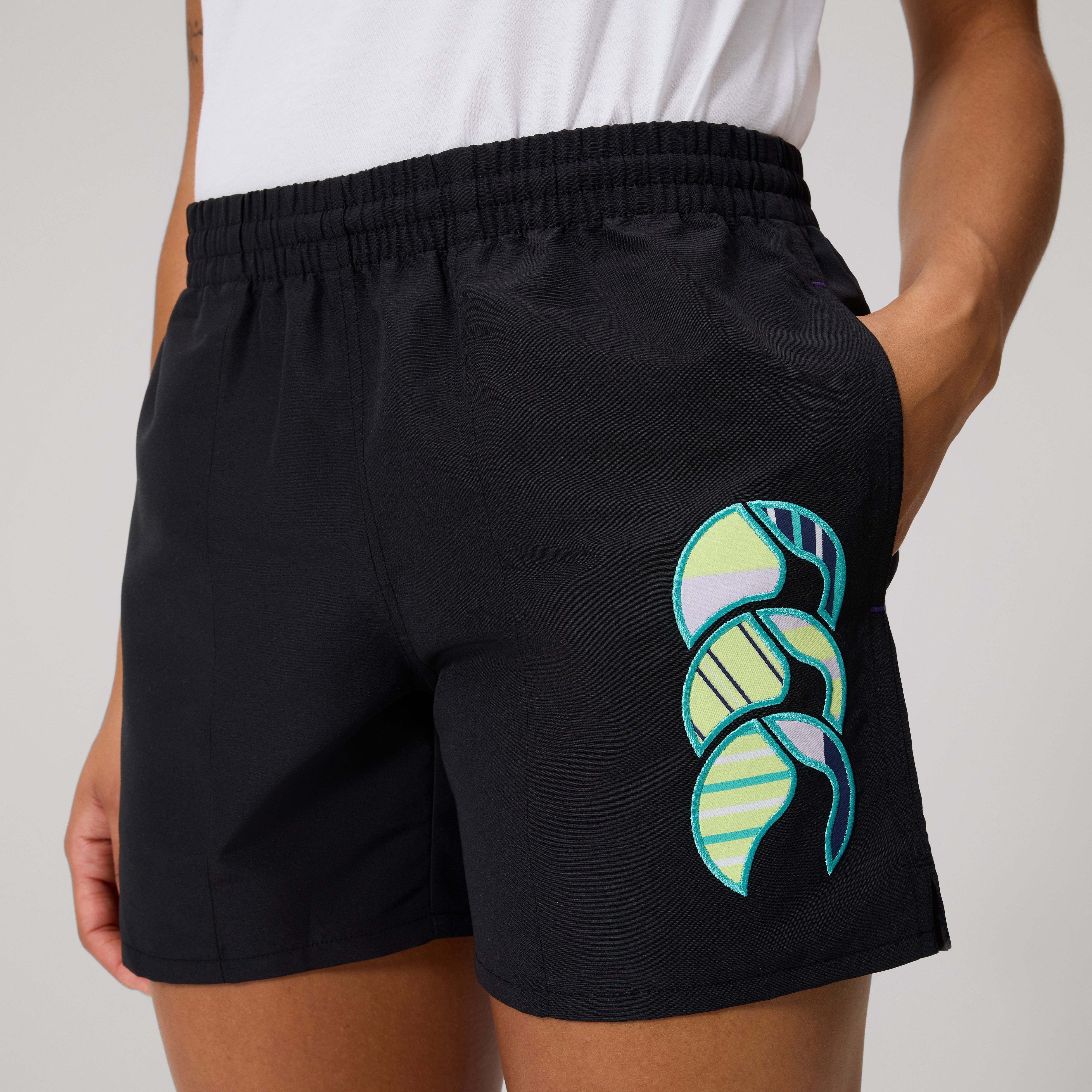 canterbury-uglies-tactic-short-mujer-negro-pantal-n-corto-con-bolsillos-y-cintur image 7