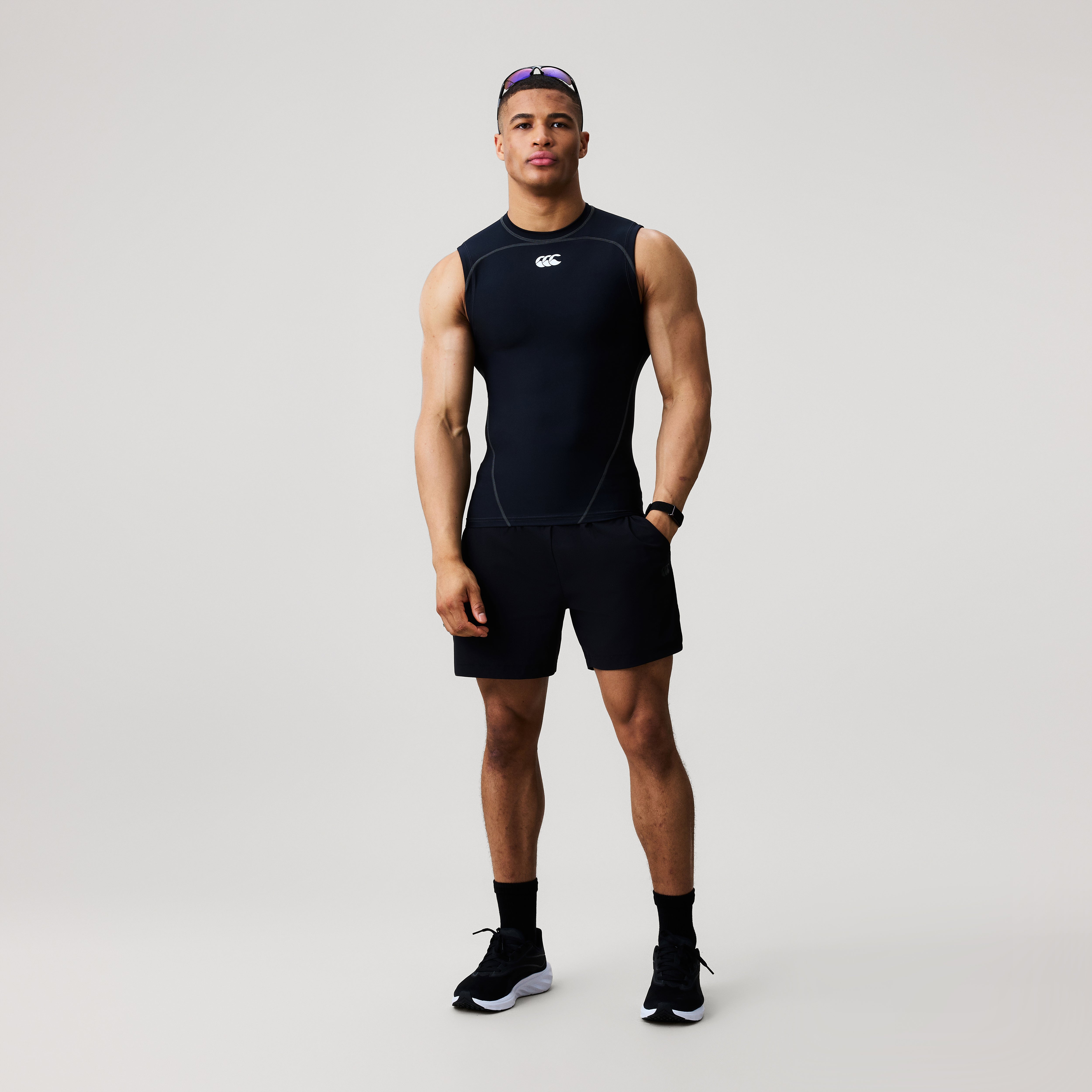 camiseta-interior-sin-mangas-canterbury-baselayer-negra-para-hombre image 2