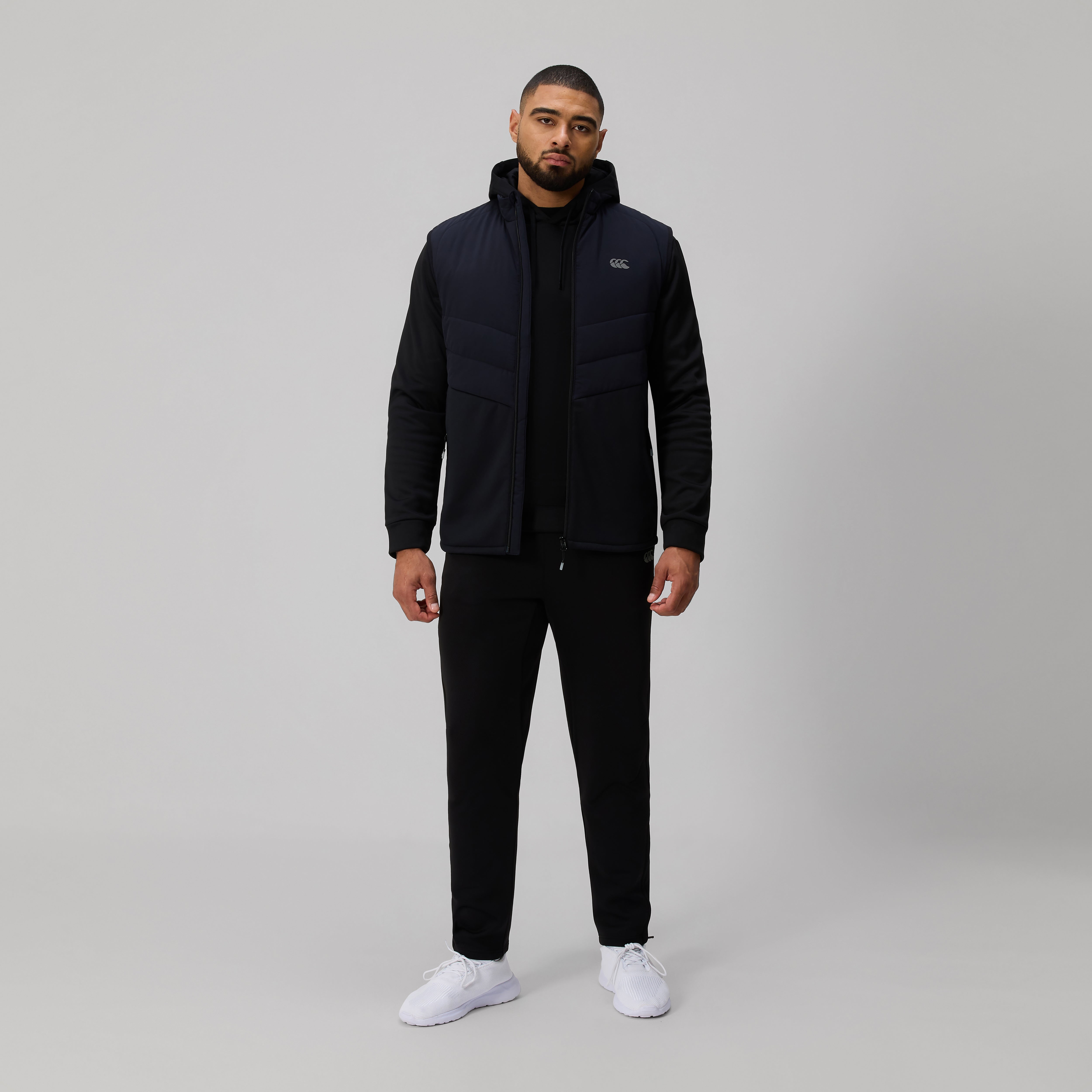 canterbury-tempo-gilet-hombre-negro-chaleco-deportivo image 2