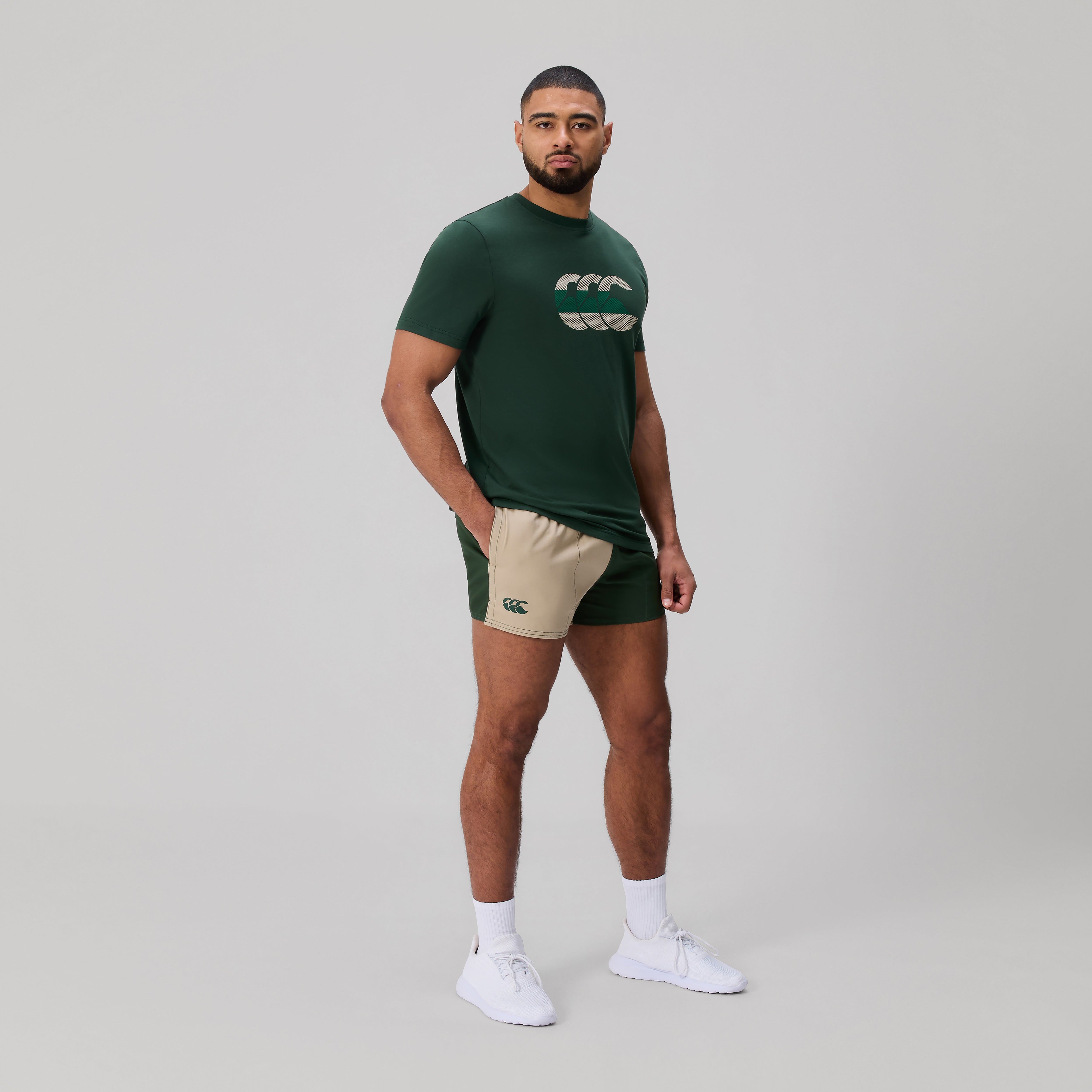 canterbury-fundamentals-harlequin-drill-shorts-verde-hombre image 2