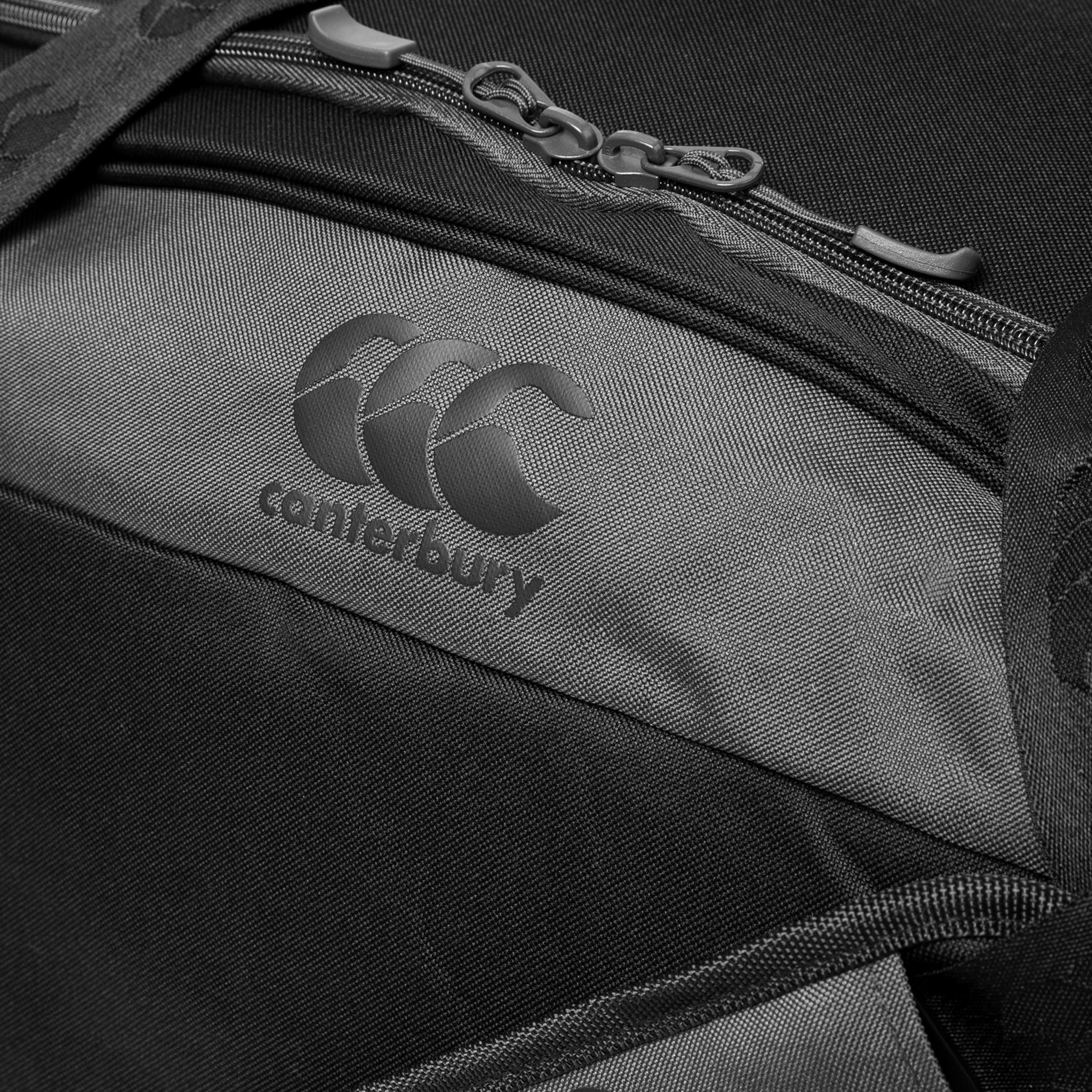 bolsa-de-deporte-canterbury-holdall-mediana-negra image 3