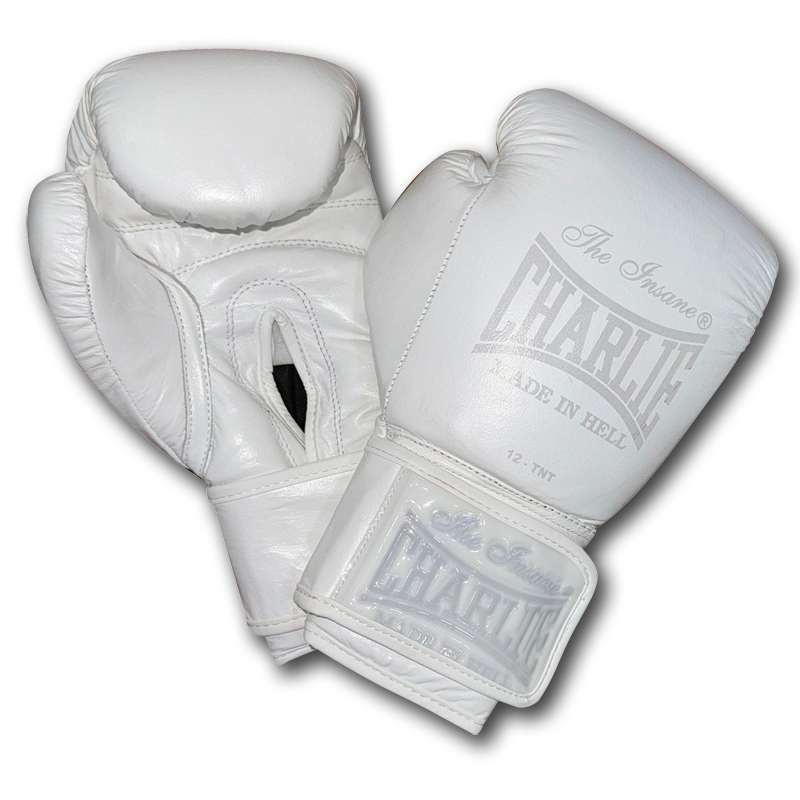 charlie-boxing-pack-m-full-kick-broken-white-guantes-espinillera-casco-ahorra-37 image 3