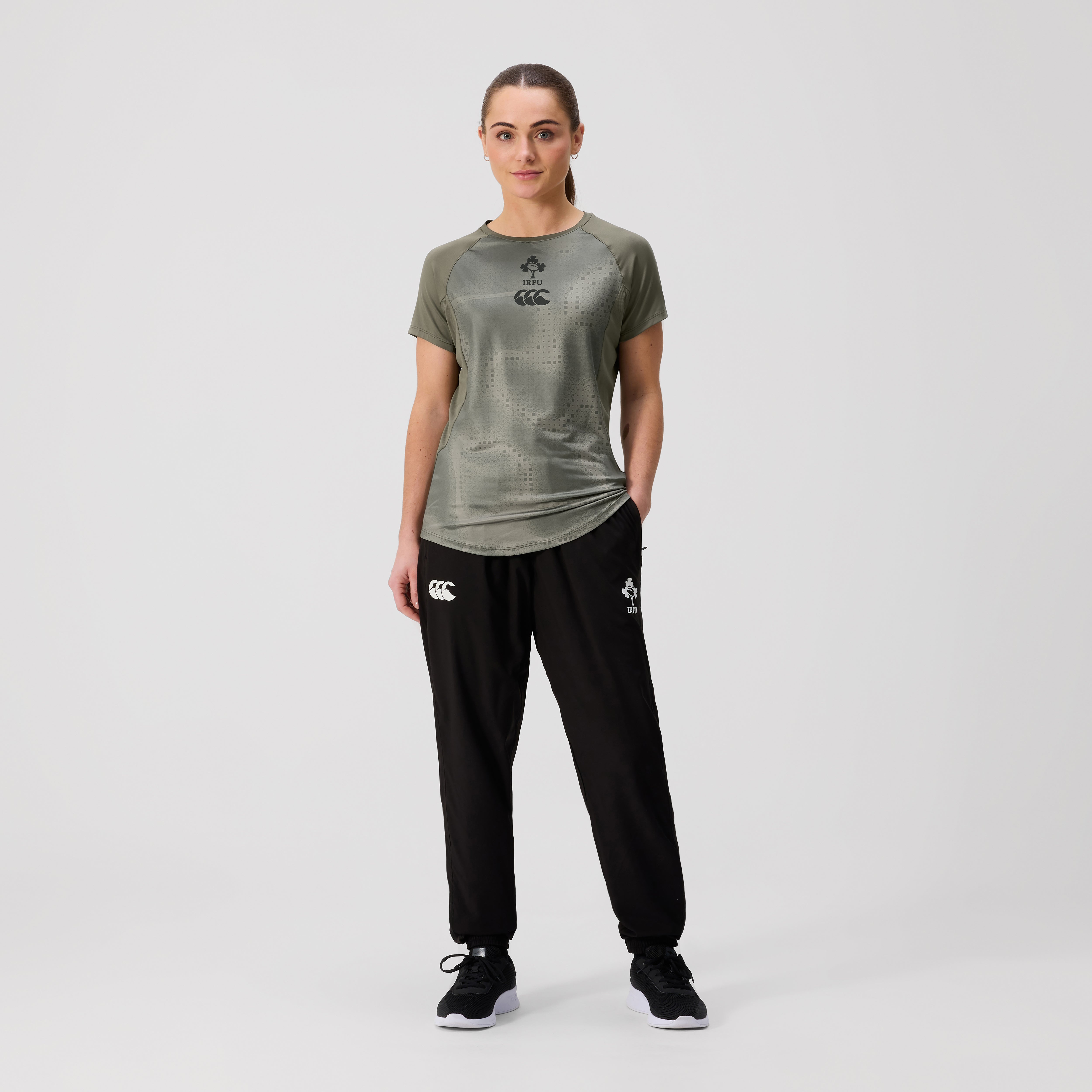camiseta-de-entrenamiento-canterbury-ireland-superlight-para-mujer-caqui image 3