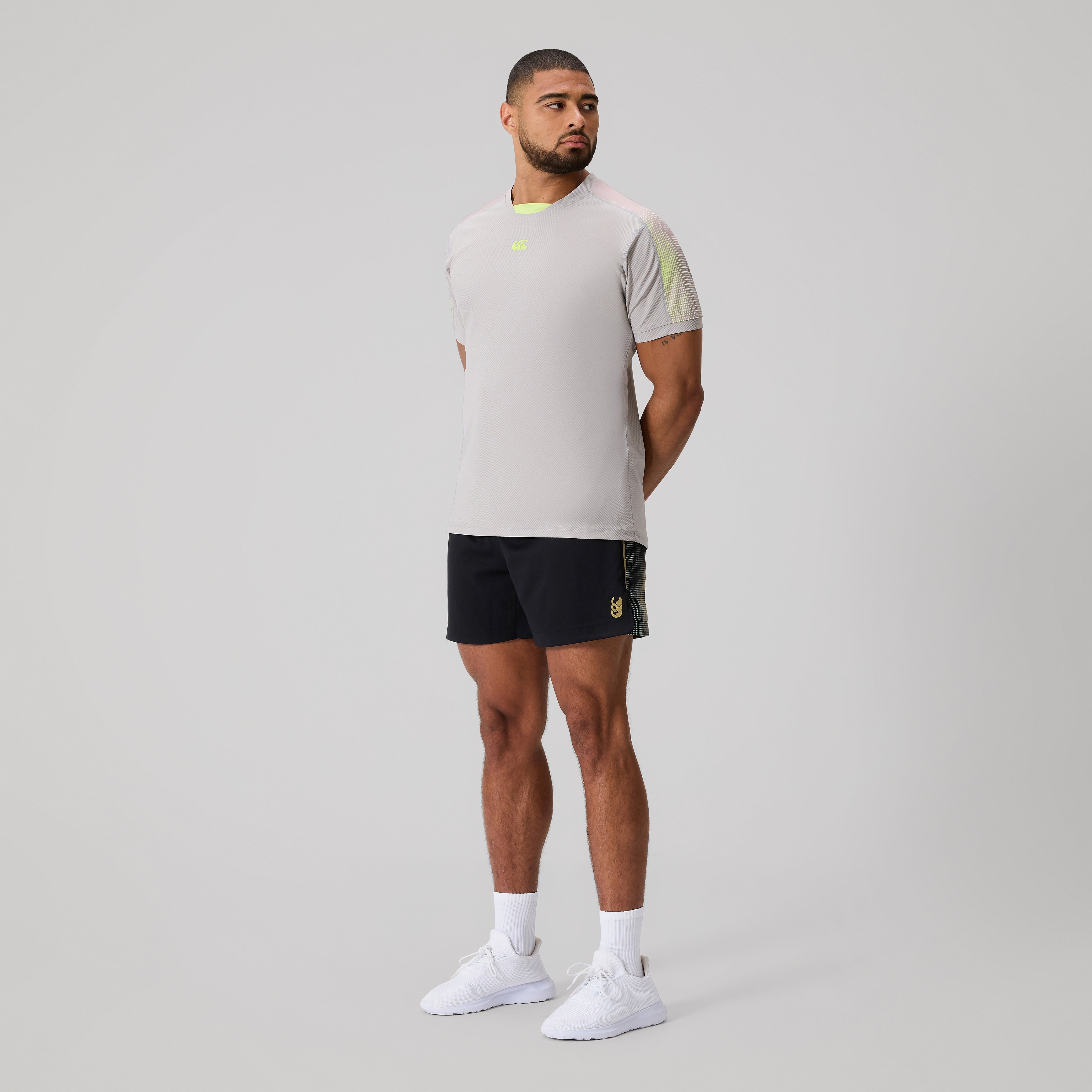 canterbury-tempo-2-in-1-short-negro-pantal-n-corto-de-entrenamiento-para-hombre image 1