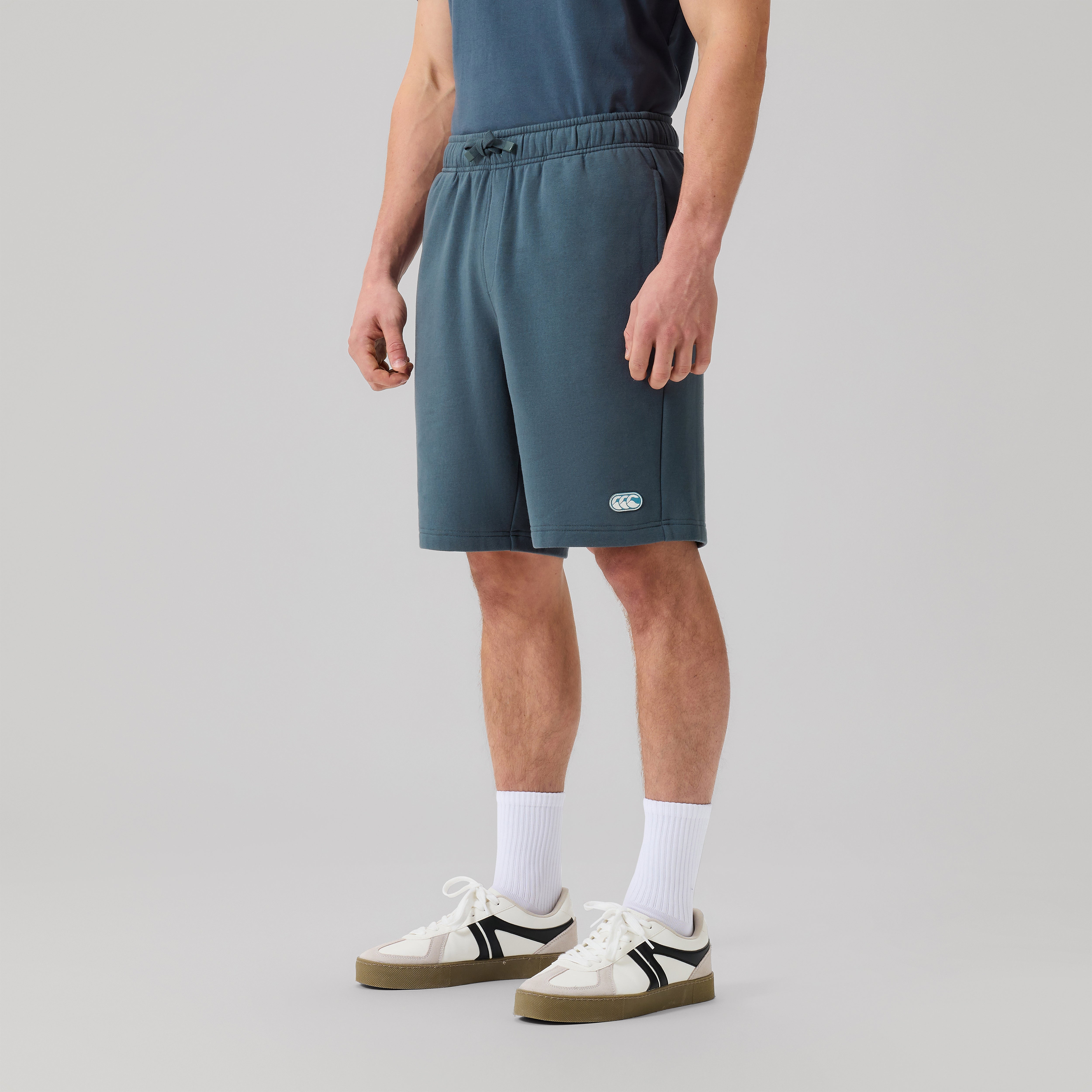 canterbury-everyday-fleece-shorts-hombre-gris image 3