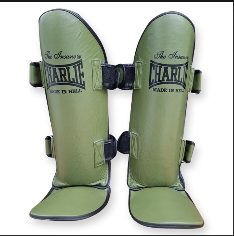 charlie-boxing-pack-m-full-kick-army-guantes-espinillera-y-casco image 2