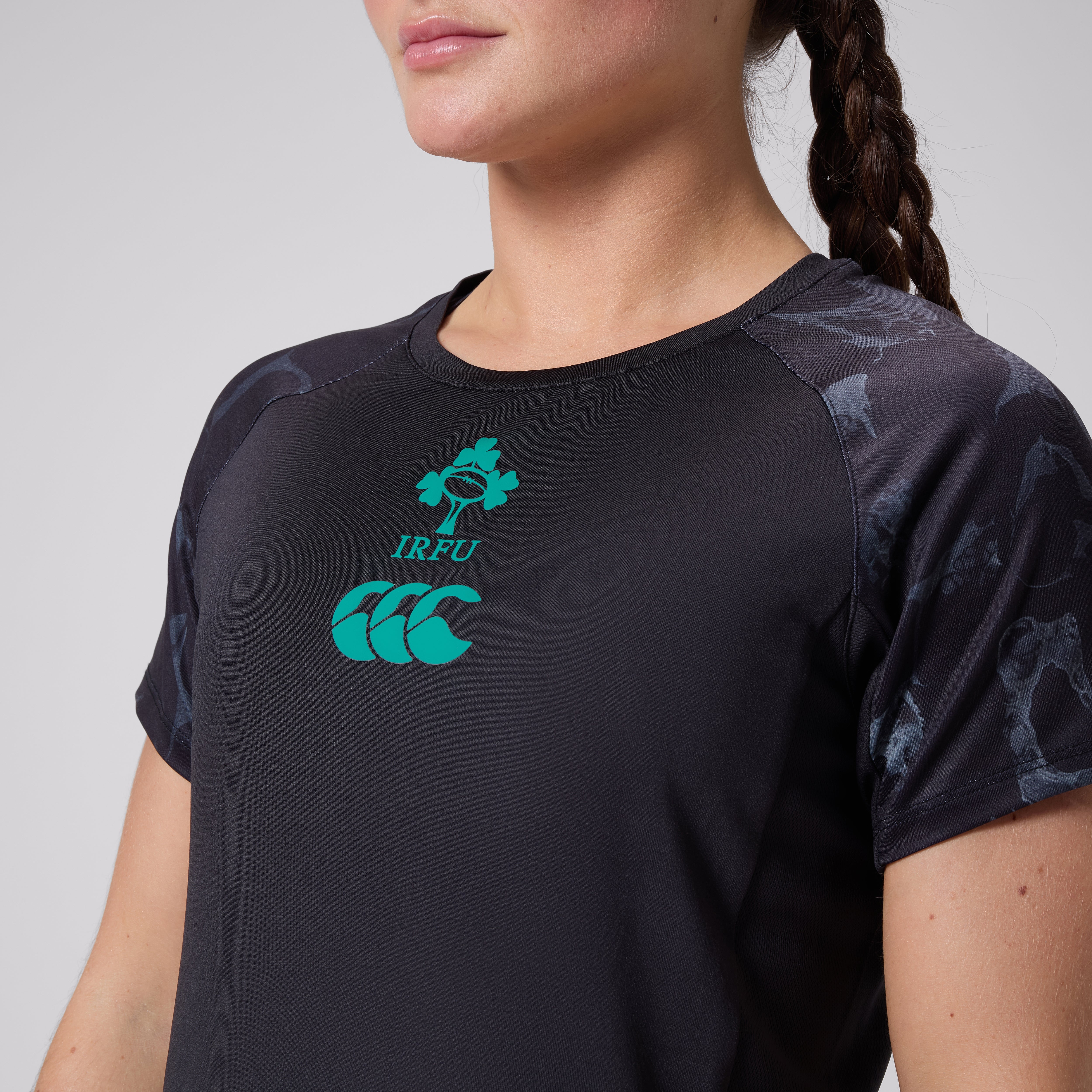 camiseta-de-entrenamiento-s-per-ligera-canterbury-irlanda-negra-para-mujer image 5