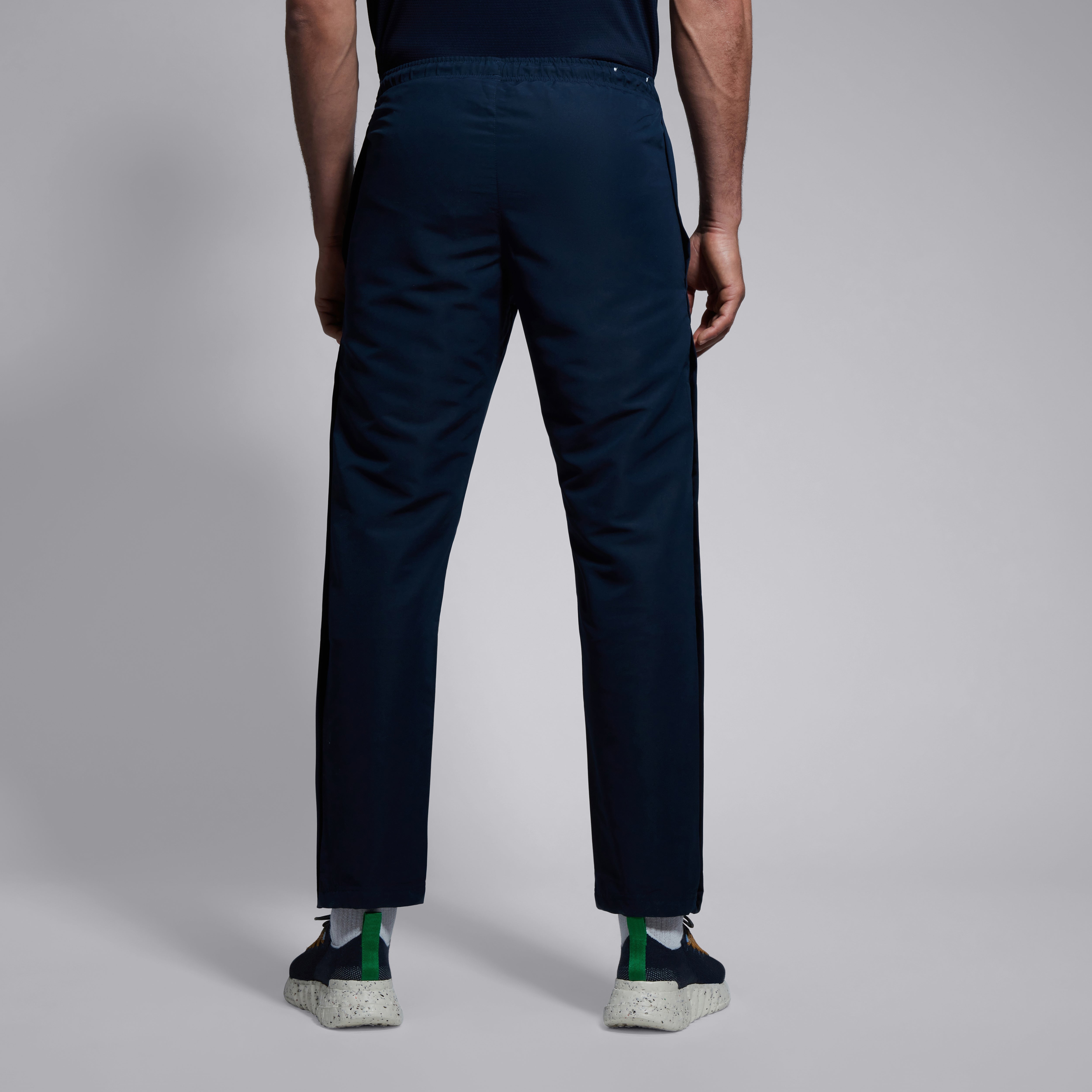 canterbury-tapered-open-hem-stadium-pant-azul-marino-hombre image 5